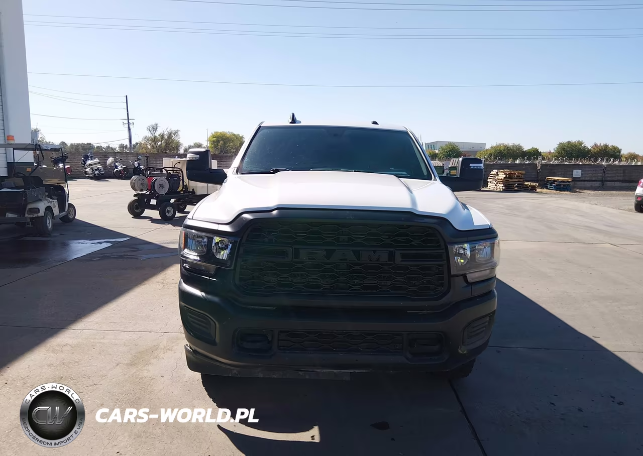 2024 Ram 2500 Tradesman 4X4 8' Box VIN:3C6UR5HJ1RG249618 - 14