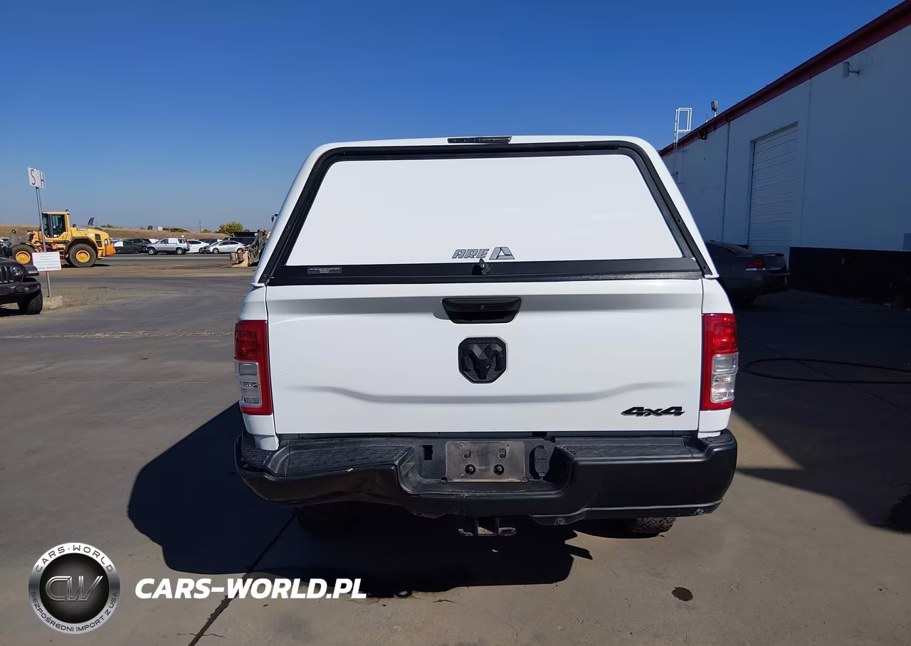 2024 Ram 2500 Tradesman 4X4 8' Box VIN:3C6UR5HJ1RG249618 - 18