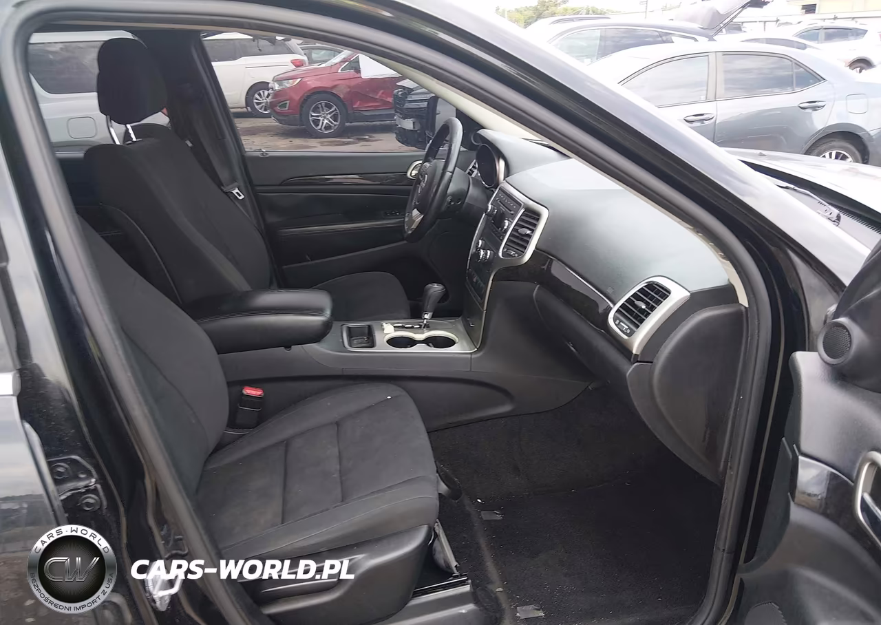 2013 Jeep Grand Cherokee Laredo VIN:1C4RJEAG0DC528705 - 5