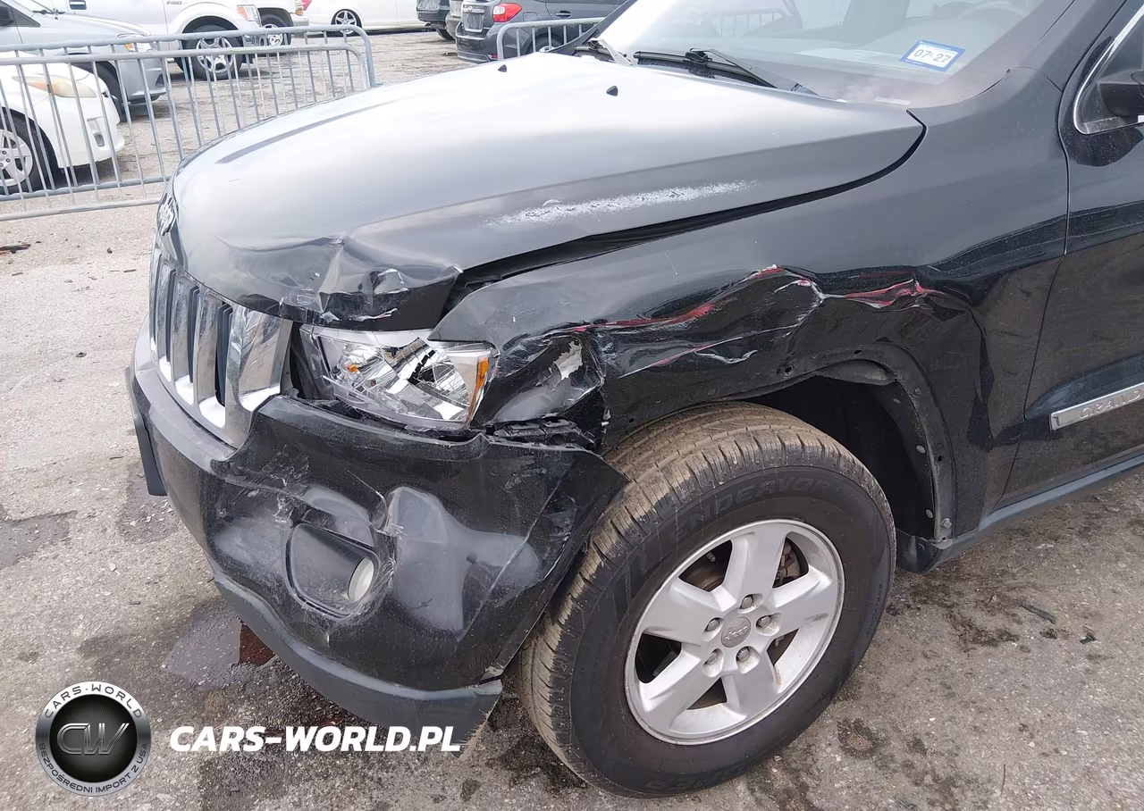 2013 Jeep Grand Cherokee Laredo VIN:1C4RJEAG0DC528705 - 6