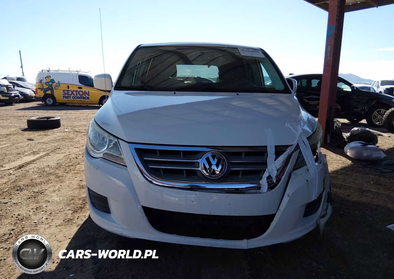 2010 Volkswagen Routan Se VIN:2V4RW3D1XAR407735 - 12