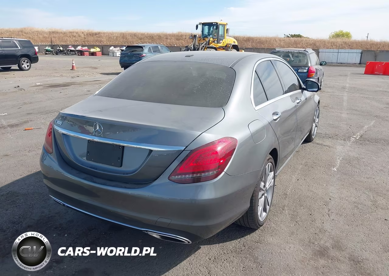 2019 Mercedes-Benz C 300 VIN:55SWF8DB6KU290444 - 4