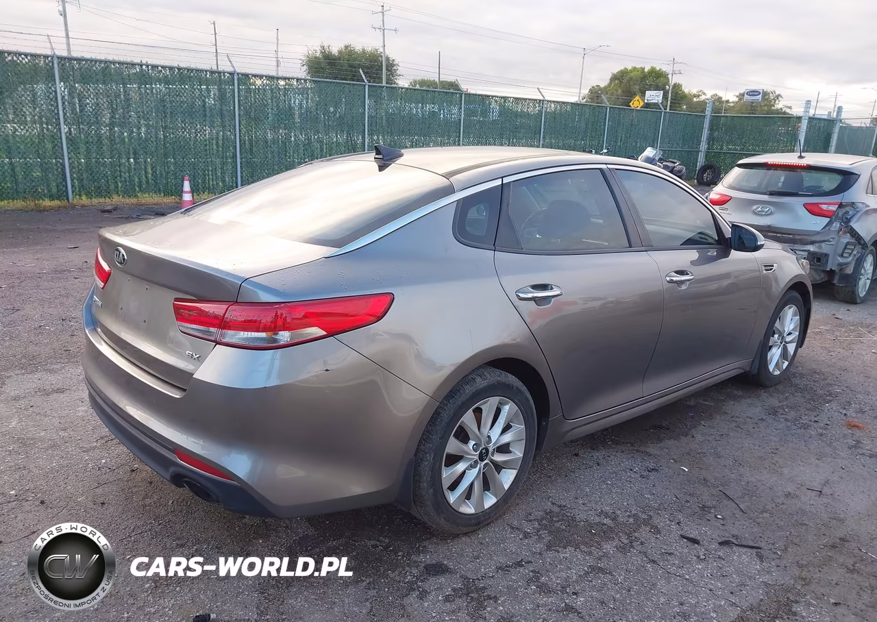 2016 Kia Optima Ex VIN:5XXGU4L34GG013066 - 4