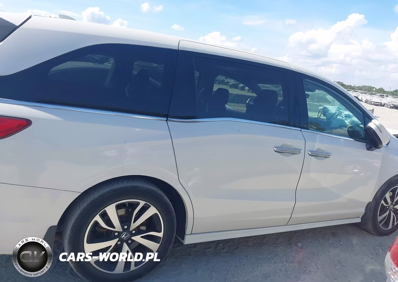 2019 Honda Odyssey Elite VIN:5FNRL6H90KB031726 - 13
