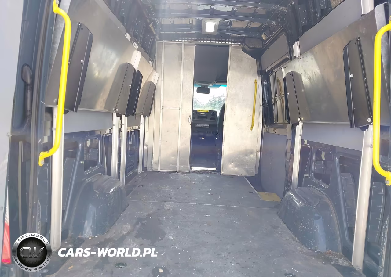 2019 Mercedes-Benz Sprinter 2500 Standard Roof V6 VIN:WD4PF0CDXKP053297 - 17