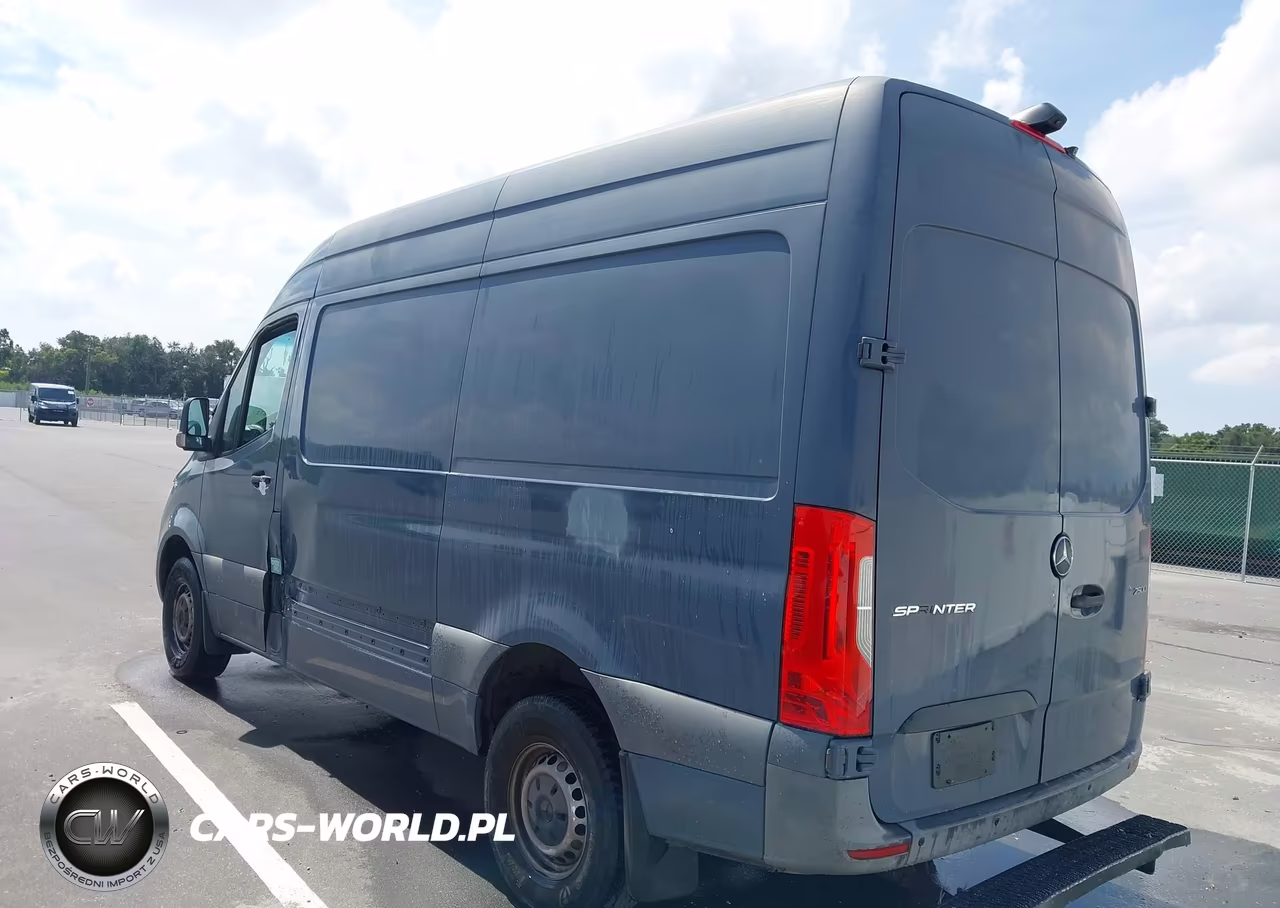 2019 Mercedes-Benz Sprinter 2500 Standard Roof V6 VIN:WD4PF0CDXKP053297 - 3