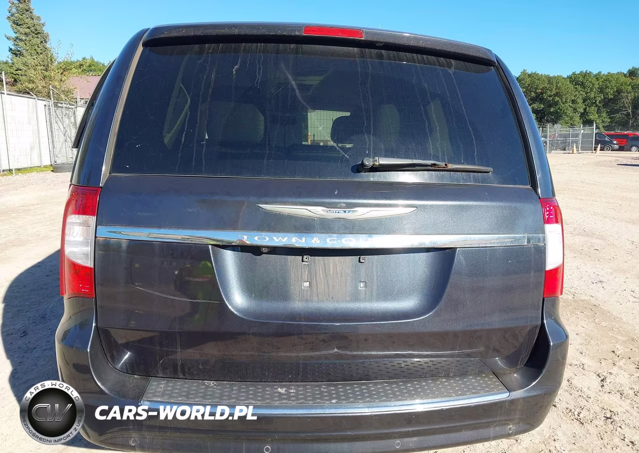 2014 Chrysler Town & Country Touring-L VIN:2C4RC1CGXER408578 - 16