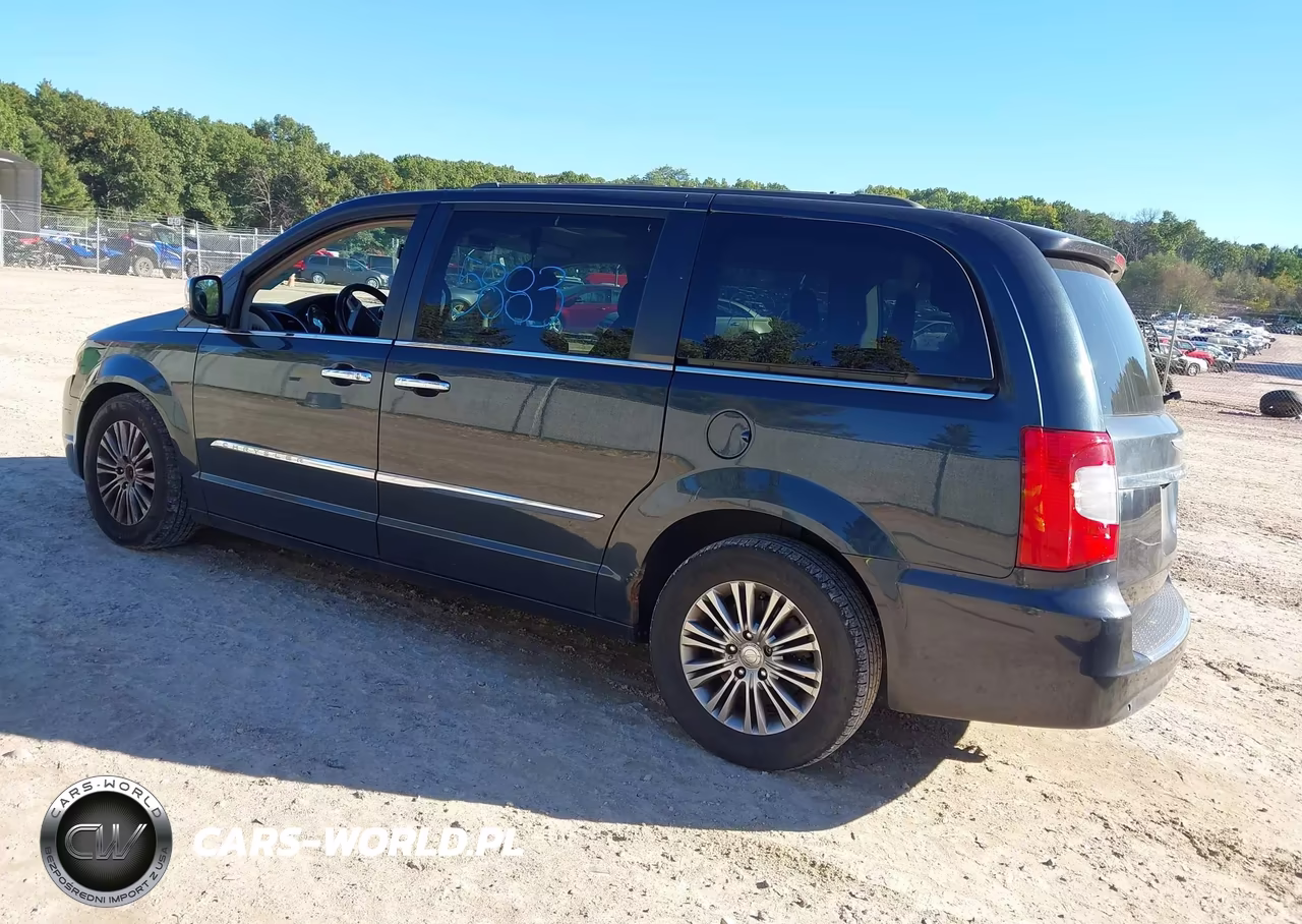 2014 Chrysler Town & Country Touring-L VIN:2C4RC1CGXER408578 - 3