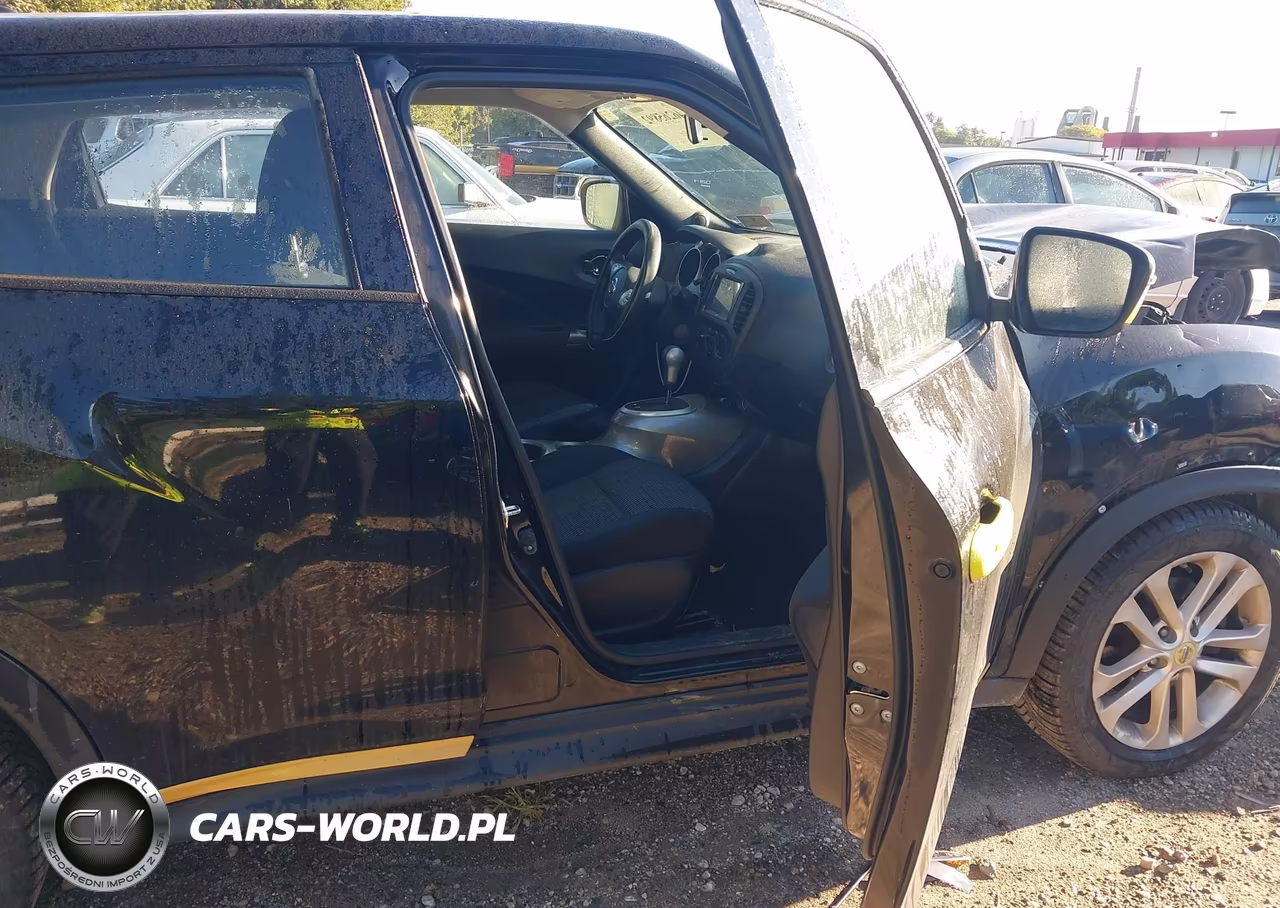 2015 Nissan Juke S VIN:JN8AF5MV3FT553923 - 5