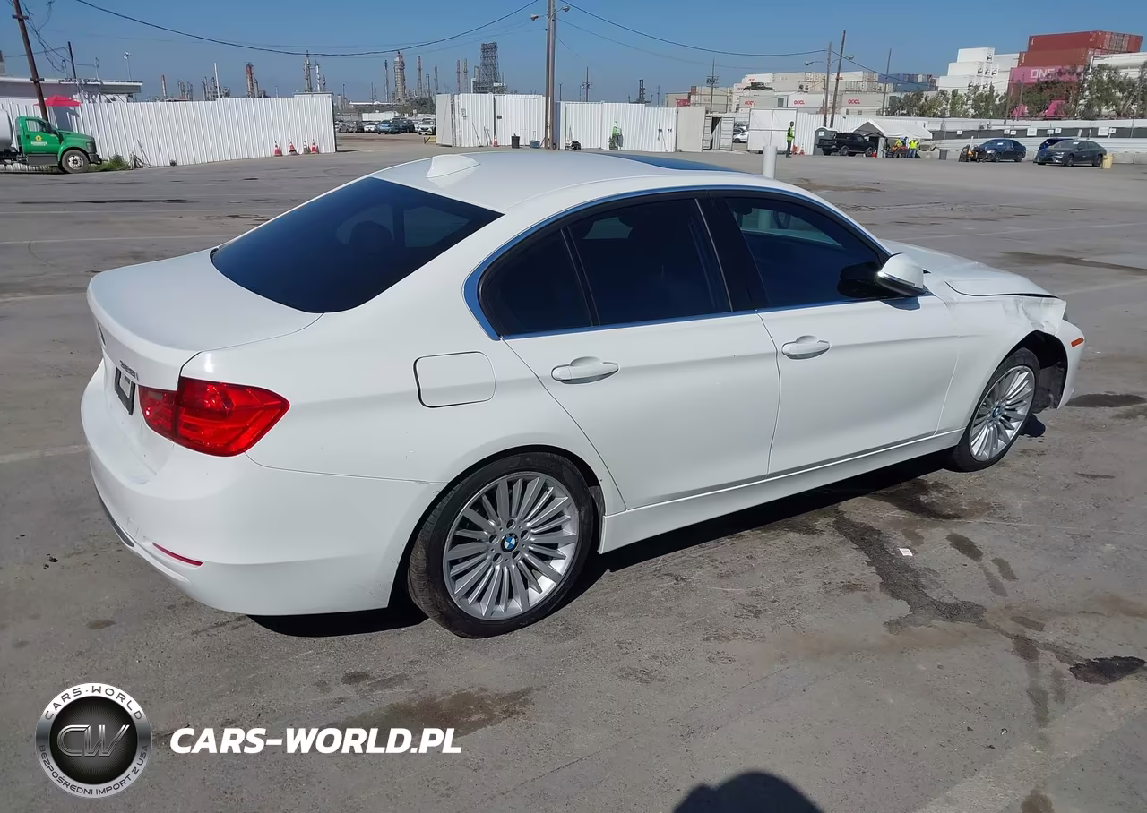 2014 BMW 328I VIN:WBA3A5C59EJ464188 - 4