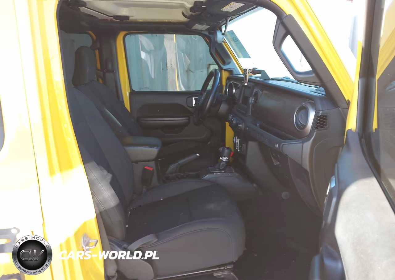 2020 Jeep Wrangler Unlimited Willys 4X4 VIN:1C4HJXDG9LW313047 - 5