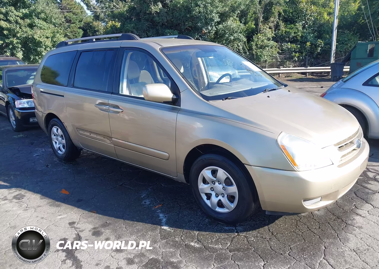 2008 Kia Sedona Lx
