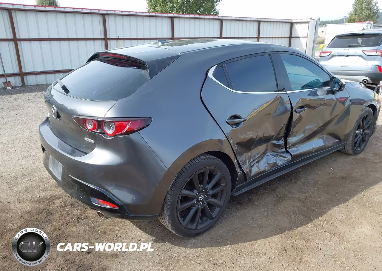 2020 Mazda Mazda3 Premium Package VIN:JM1BPBNM0L1156906 - 4