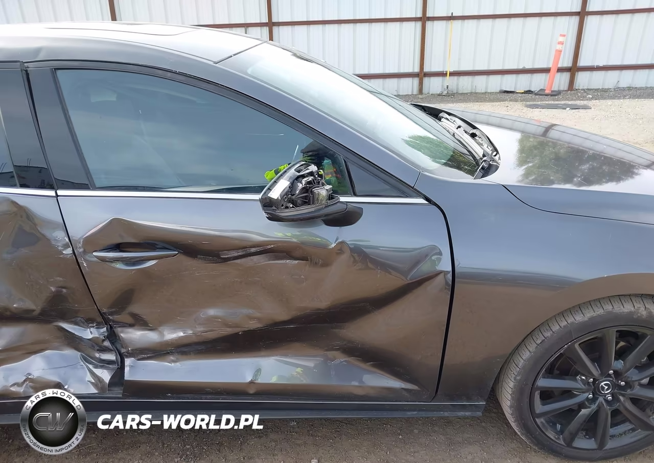 2020 Mazda Mazda3 Premium Package VIN:JM1BPBNM0L1156906 - 6