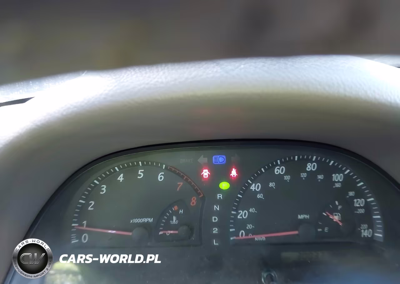 2002 Toyota Camry Xle VIN:JTDBE32K720101940 - 7
