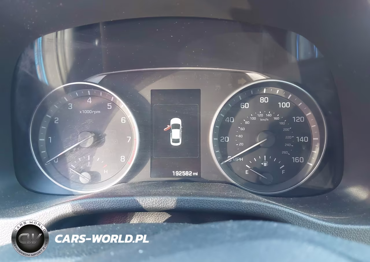 2017 Hyundai Elantra Limited VIN:5NPD84LF5HH051767 - 7
