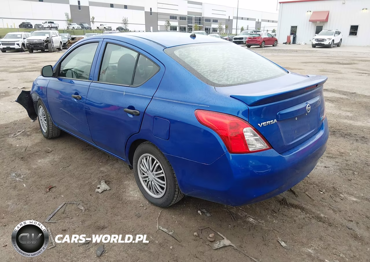 2013 Nissan Versa S Plus VIN:3N1CN7AP9DL818826 - 3