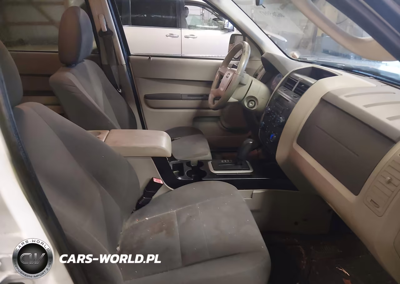 2010 Ford Escape Xls VIN:1FMCU0C7XAKB12753 - 5