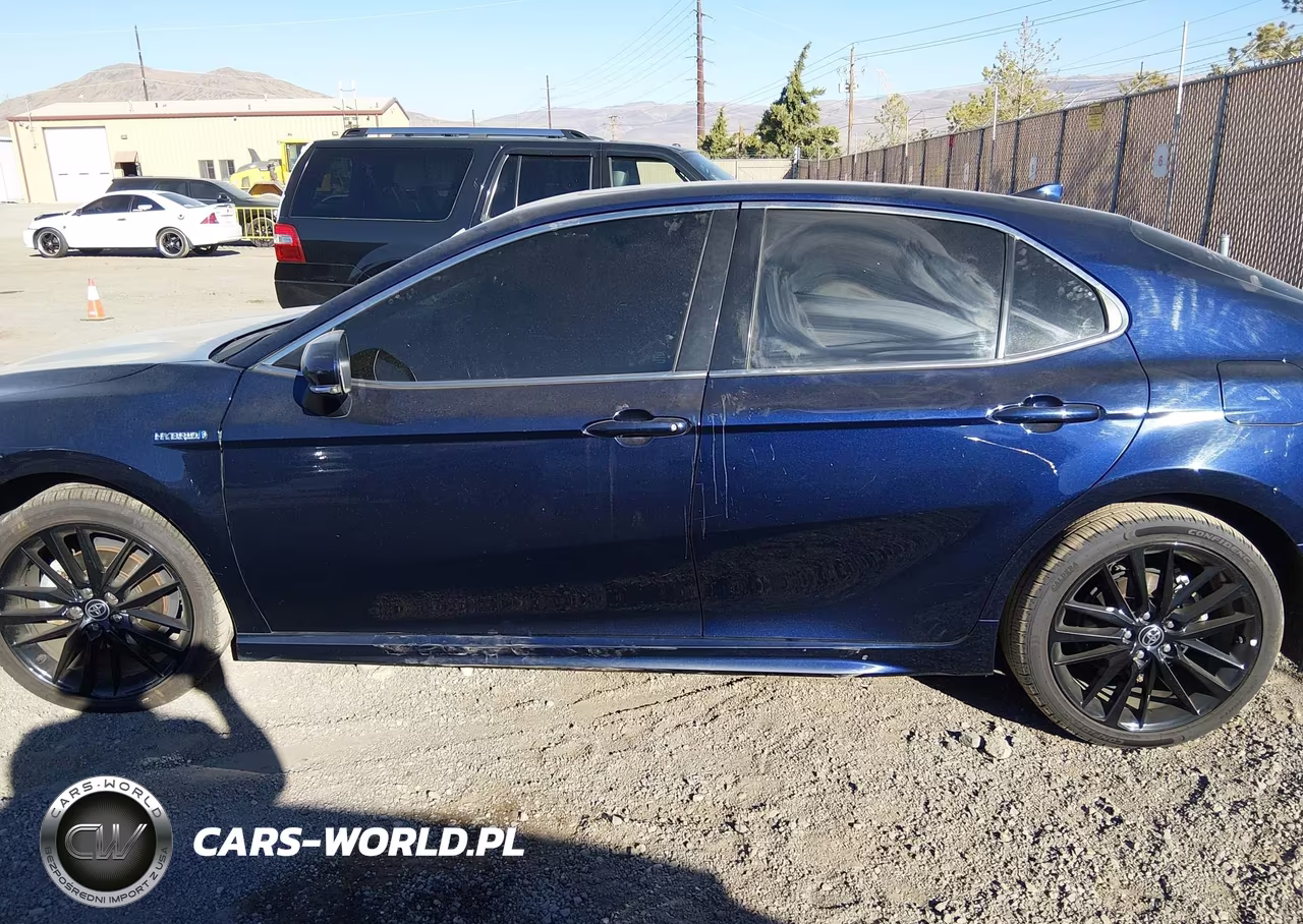 2021 Toyota Camry Xse Hybrid VIN:4T1K31AK9MU567159 - 14