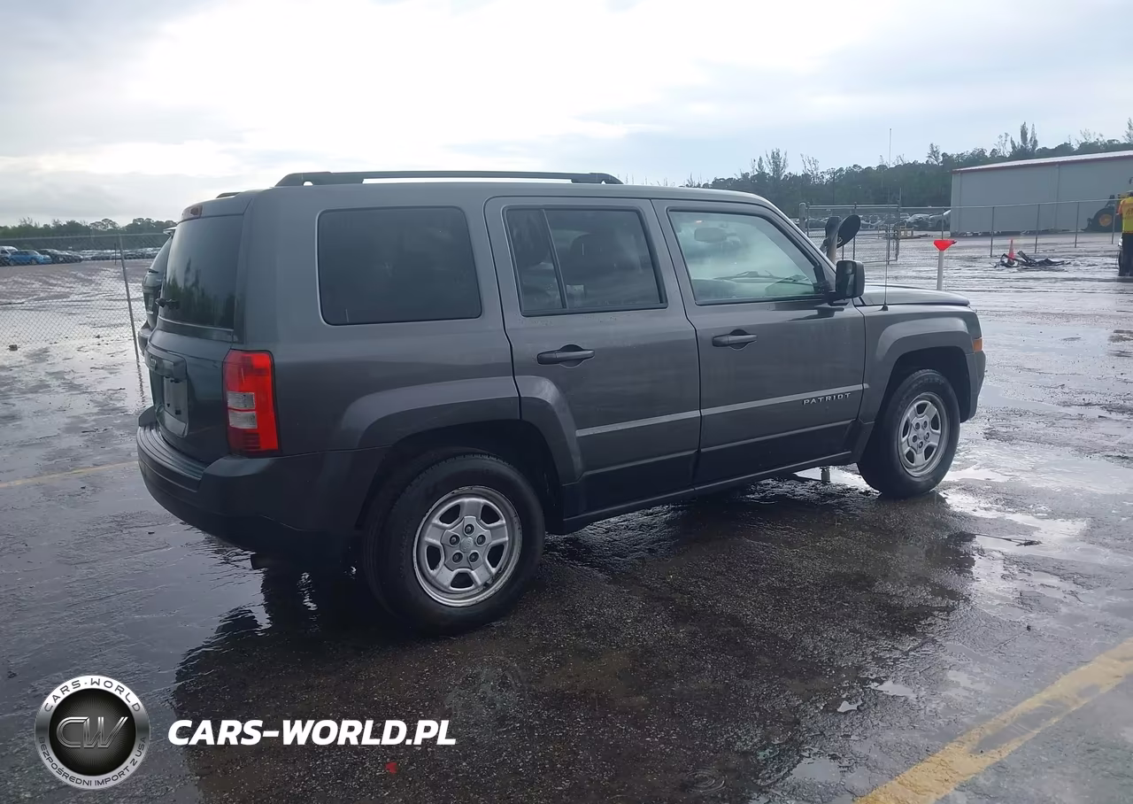 2016 Jeep Patriot Sport VIN:1C4NJPBA0GD776519 - 4