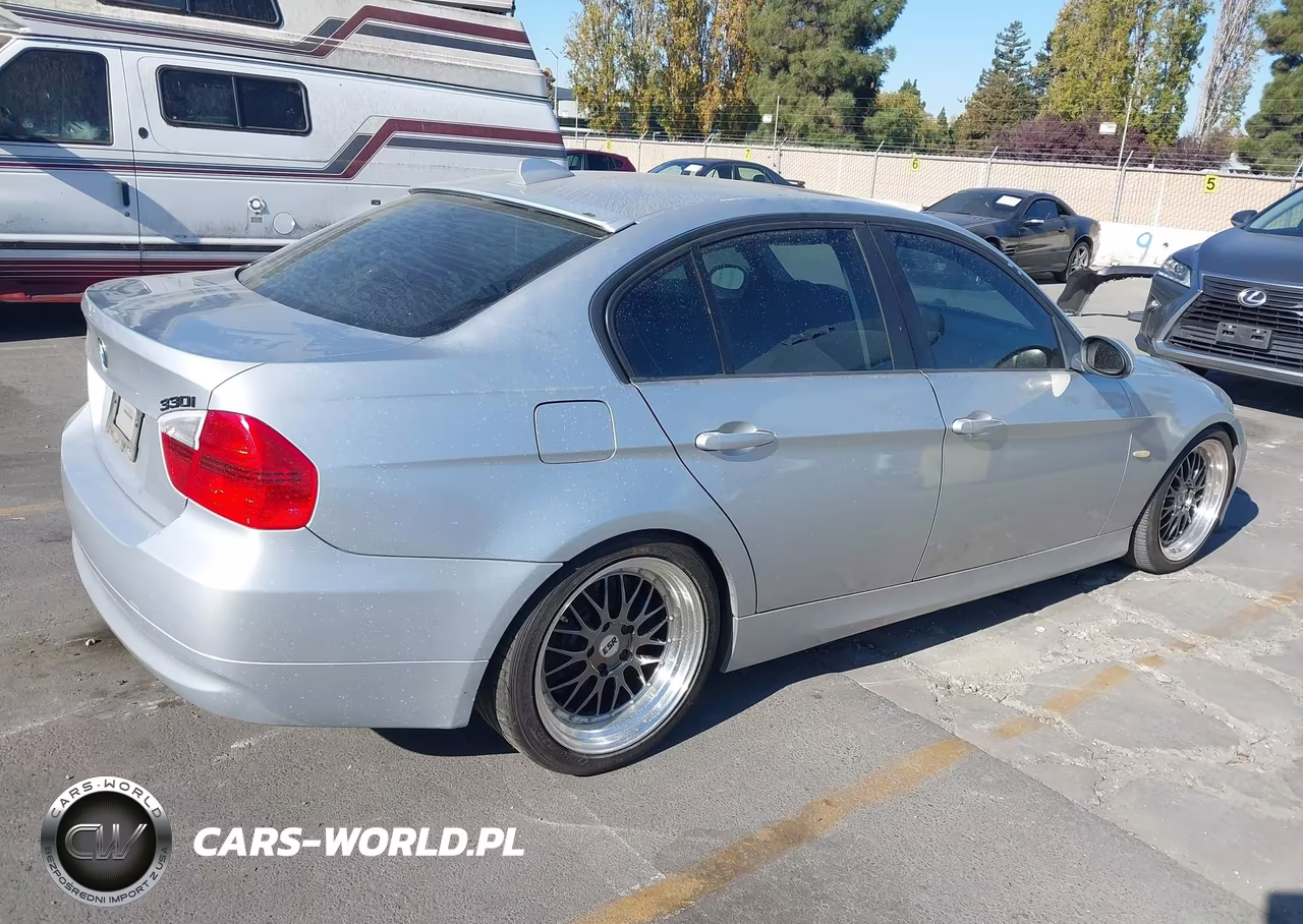 2006 BMW 330I VIN:WBAVB33516KR78462 - 4