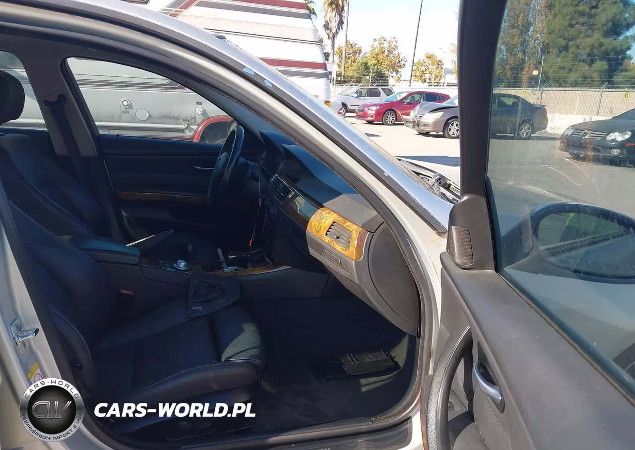 2006 BMW 330I VIN:WBAVB33516KR78462 - 5
