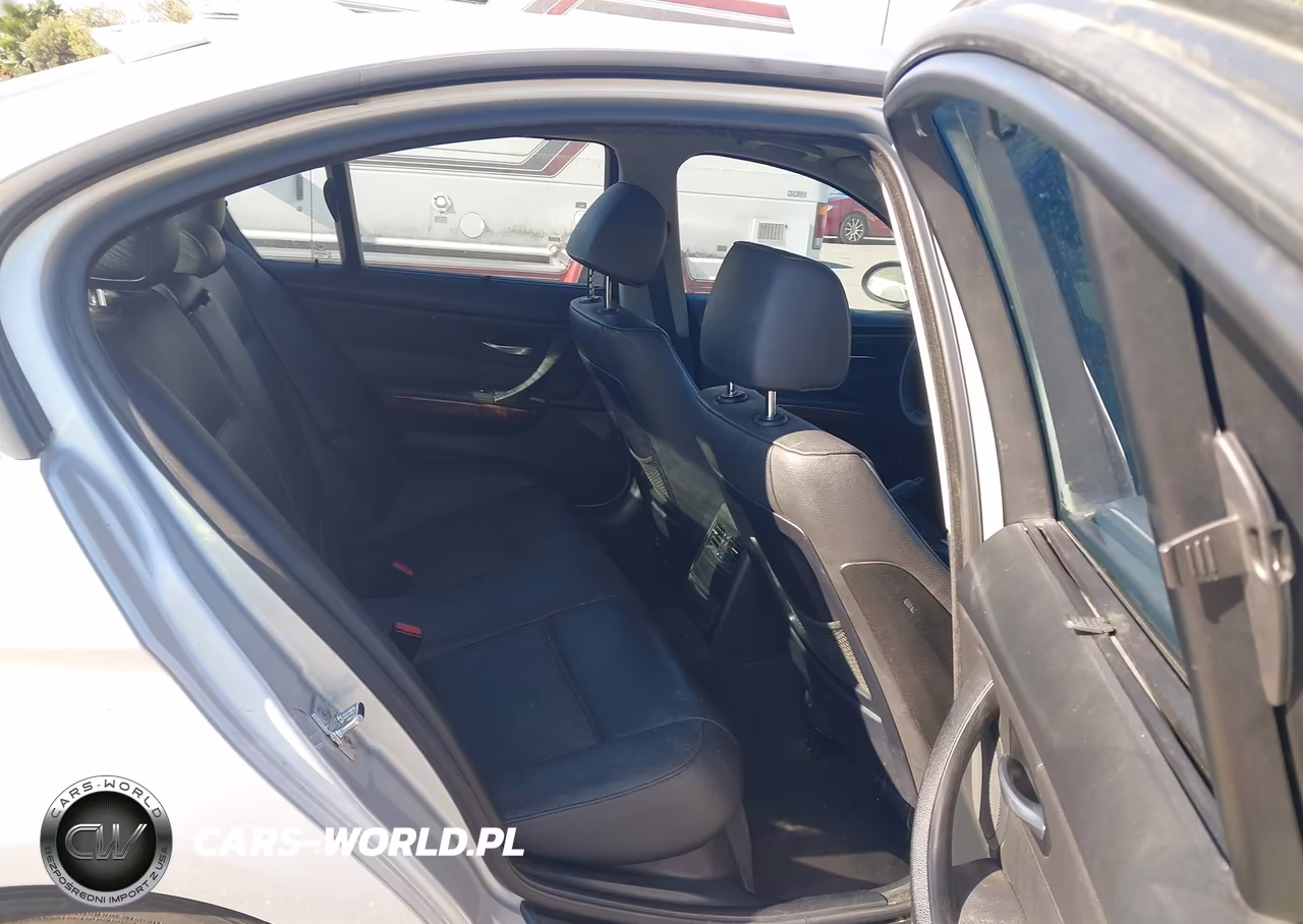 2006 BMW 330I VIN:WBAVB33516KR78462 - 8