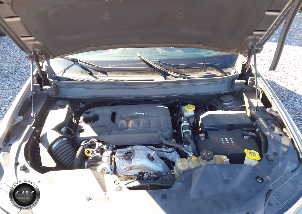 2020 Jeep Cherokee High Altitude 4X4 VIN:1C4PJMDN3LD540884 - 10