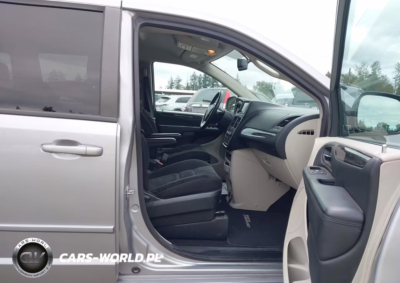 2017 Dodge Grand Caravan Se VIN:2C4RDGBGXHR789547 - 5
