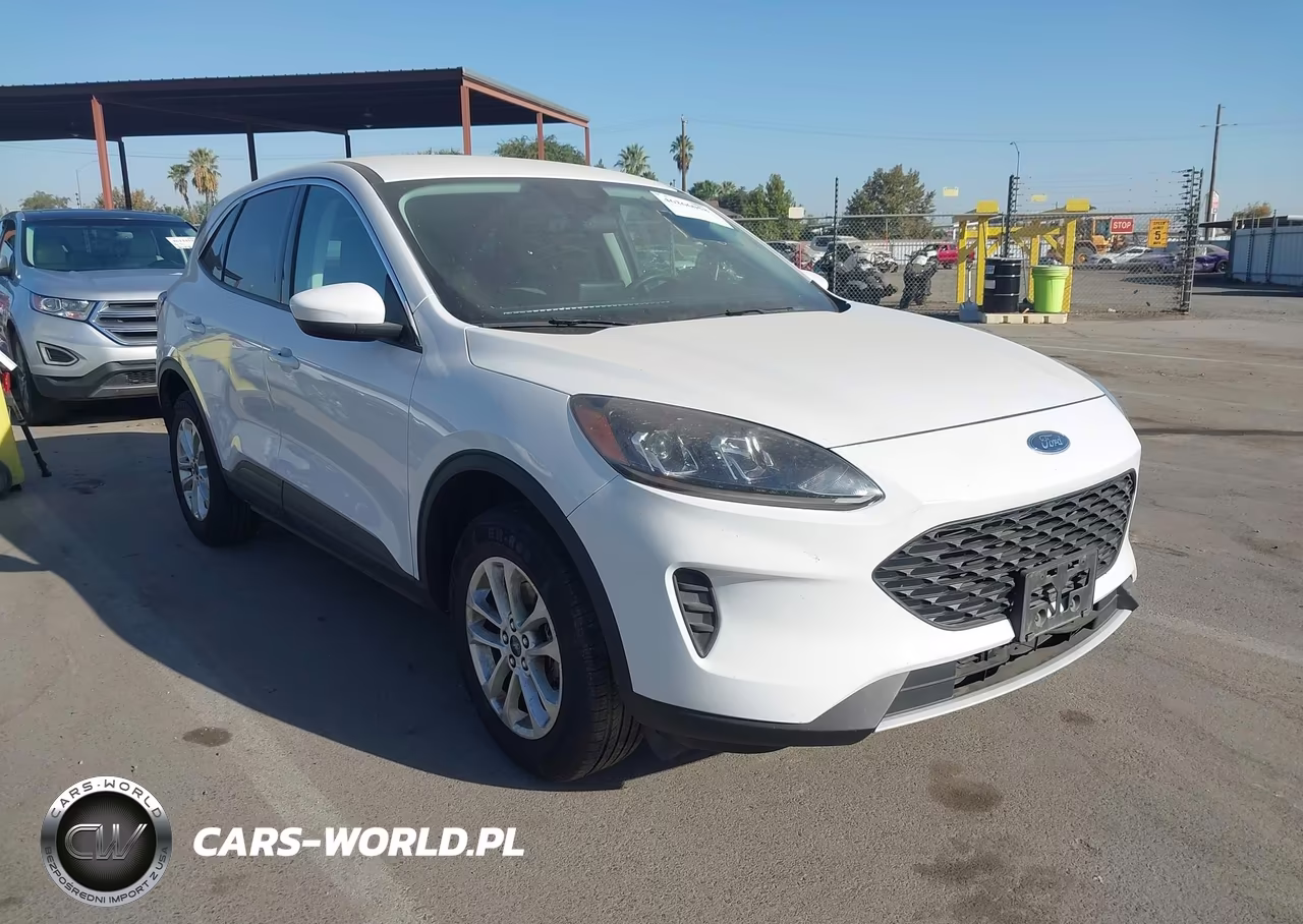 2021 Ford Escape Se