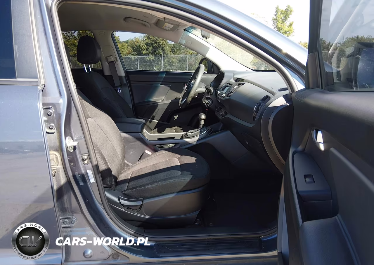 2013 Kia Sportage Lx VIN:KNDPBCA27D7512779 - 5