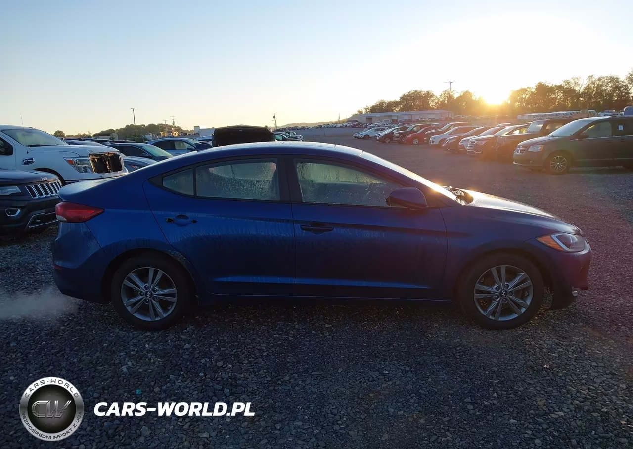 2017 Hyundai Elantra Value Edition VIN:5NPD84LF2HH177813 - 13