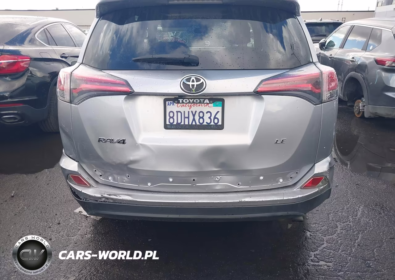 2018 Toyota Rav4 Le VIN:JTMZFREV8JJ169872 - 17