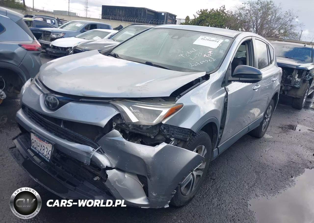 2018 Toyota Rav4 Le VIN:JTMZFREV8JJ169872 - 2