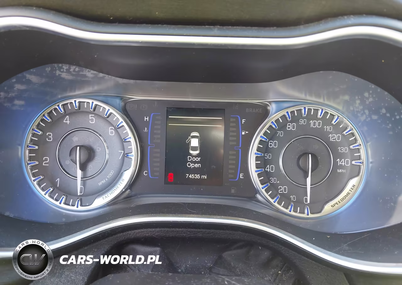 2015 Chrysler 200 Limited VIN:1C3CCCAB6FN647508 - 7