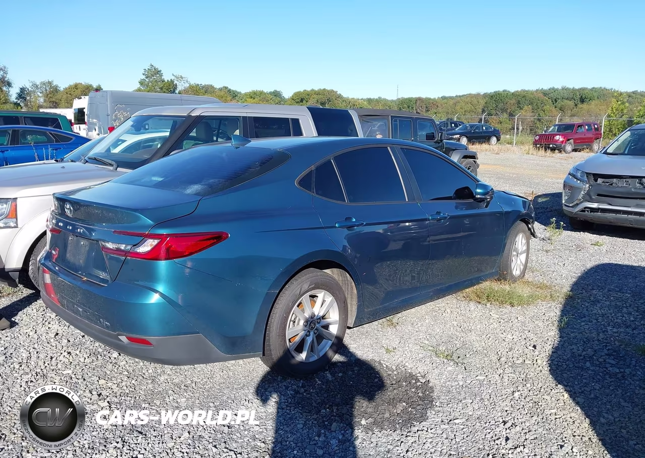 2025 Toyota Camry Le VIN:4T1DAACK2SU071077 - 4