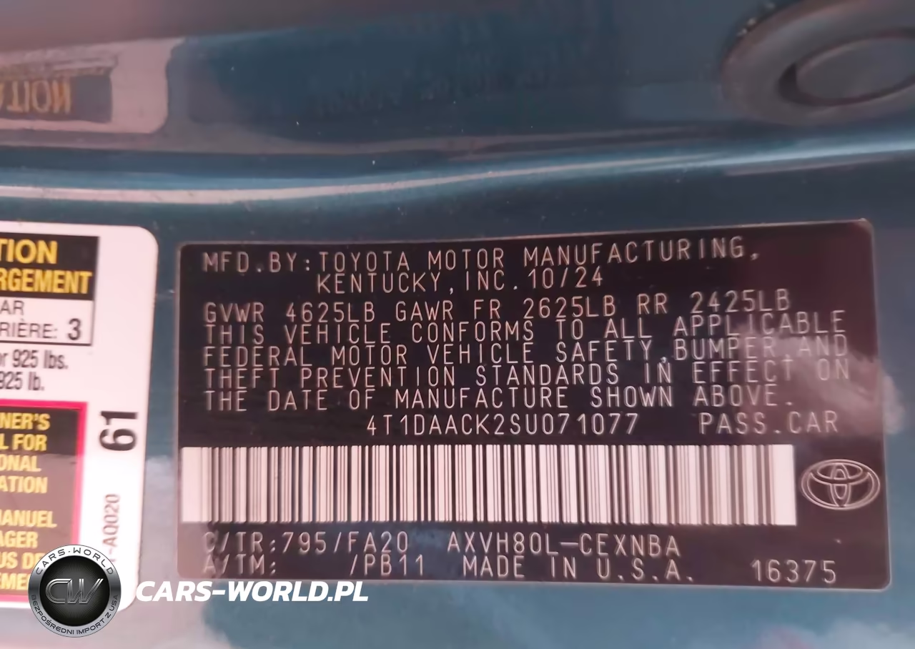 2025 Toyota Camry Le VIN:4T1DAACK2SU071077 - 9
