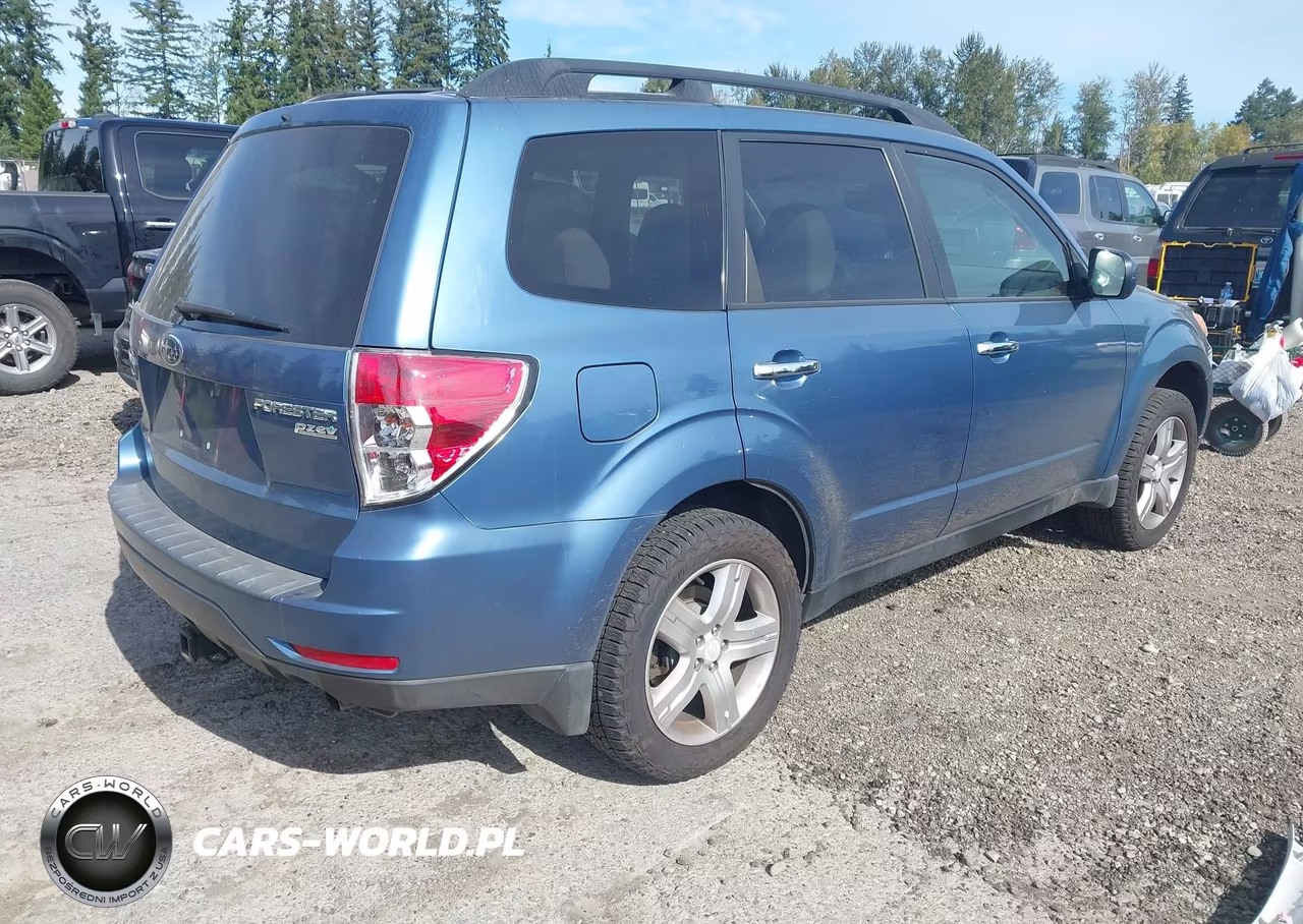2010 Subaru Forester 2.5X Premium VIN:JF2SH6CC3AH749454 - 4