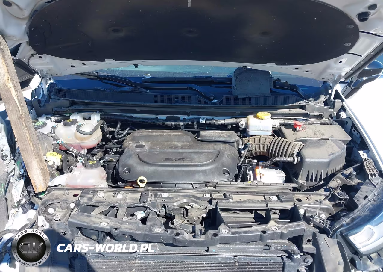 2024 Chrysler Pacifica Hybrid Select VIN:2C4RC1S73RR177899 - 10