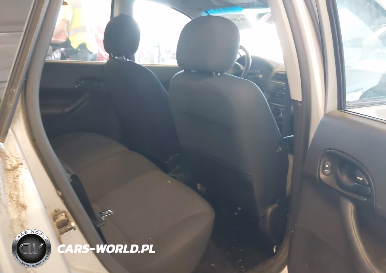2005 Ford Focus Zx5 VIN:3FAFP37N85R120036 - 8