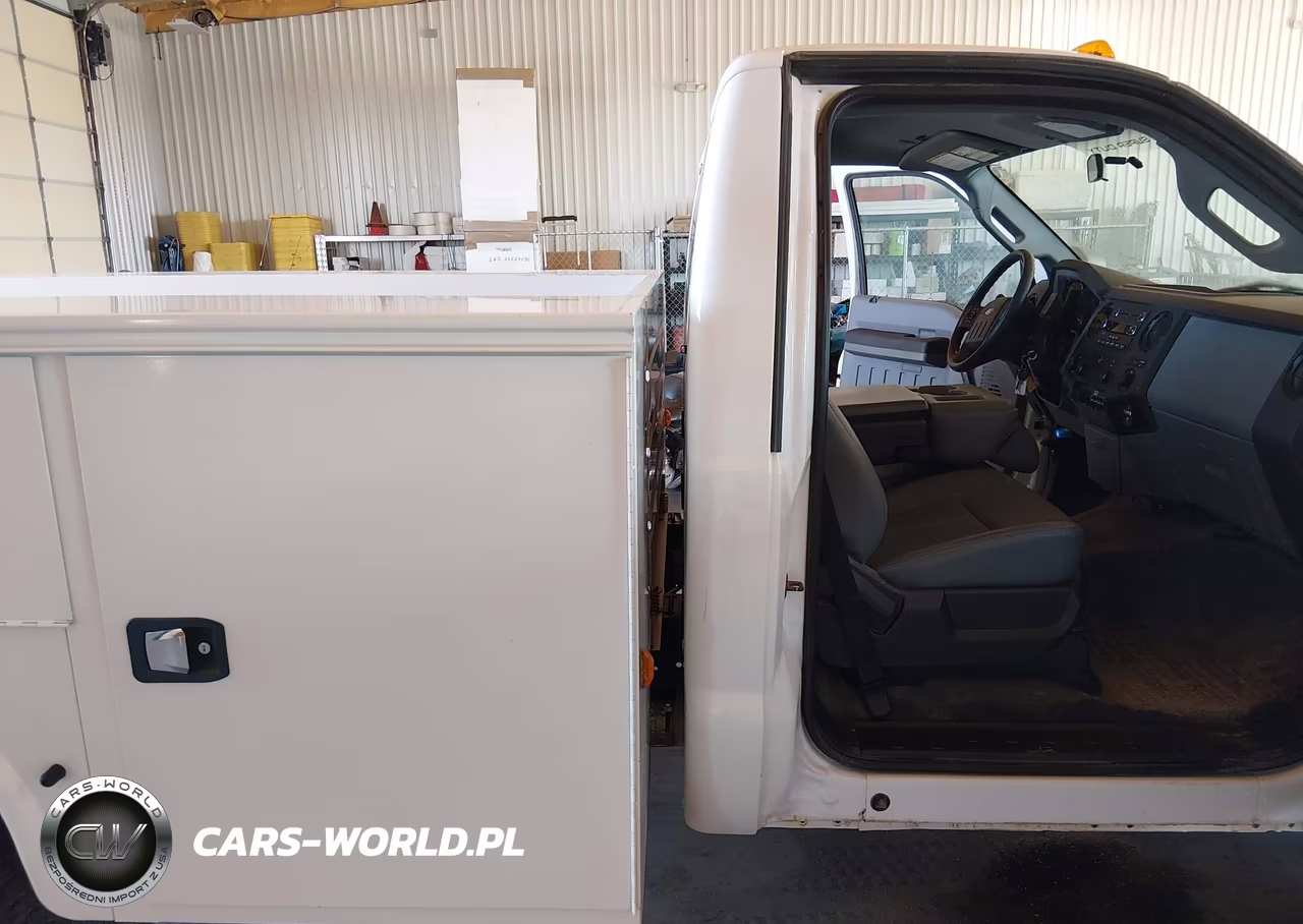 2016 Ford F-350 Chassis Xl VIN:1FDRF3HT6GEC86676 - 8