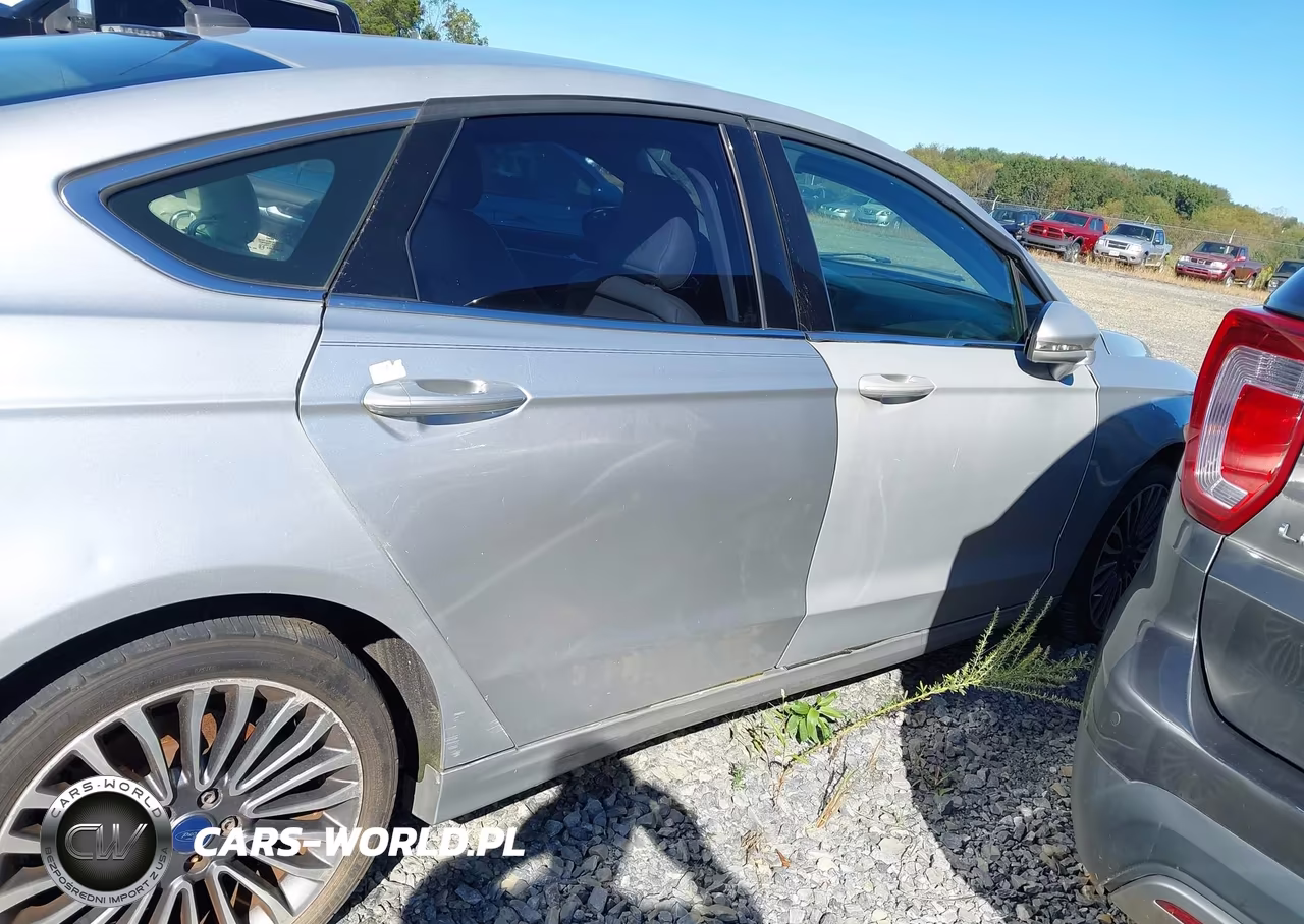 2017 Ford Fusion Titanium VIN:3FA6P0K99HR116428 - 14