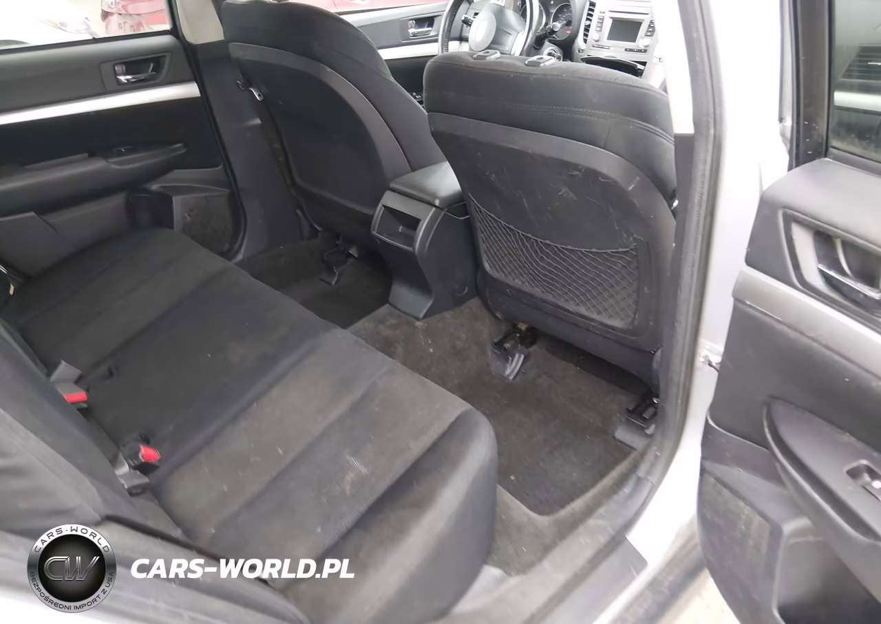 2014 Subaru Outback 2.5I Premium VIN:4S4BRCDC0E3214086 - 8