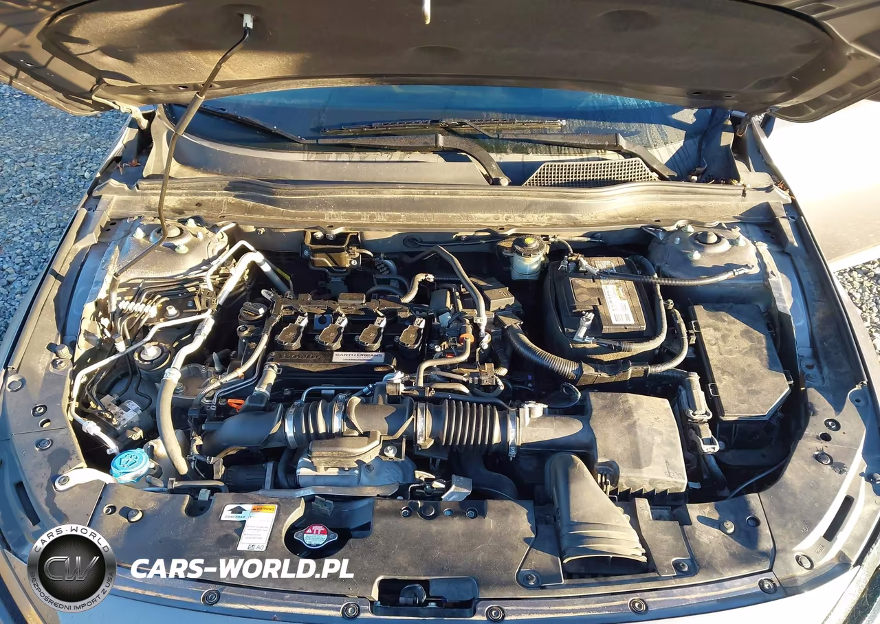 2018 Honda Accord Sport VIN:1HGCV1F34JA164063 - 10