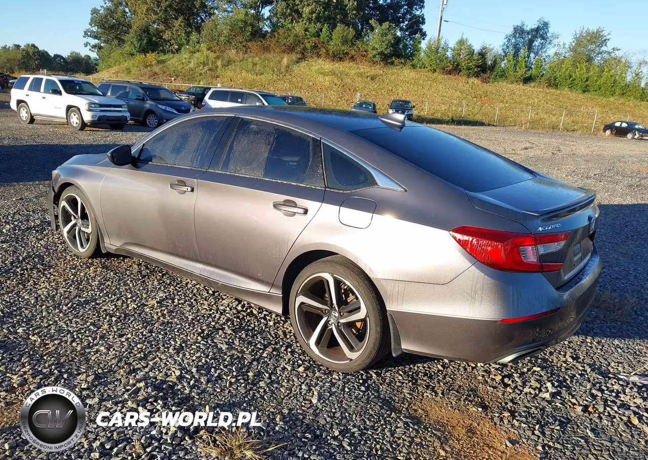 2018 Honda Accord Sport VIN:1HGCV1F34JA164063 - 3