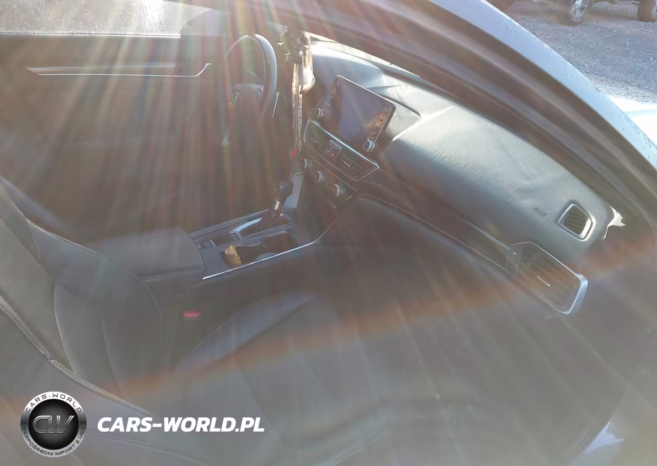 2018 Honda Accord Sport VIN:1HGCV1F34JA164063 - 5