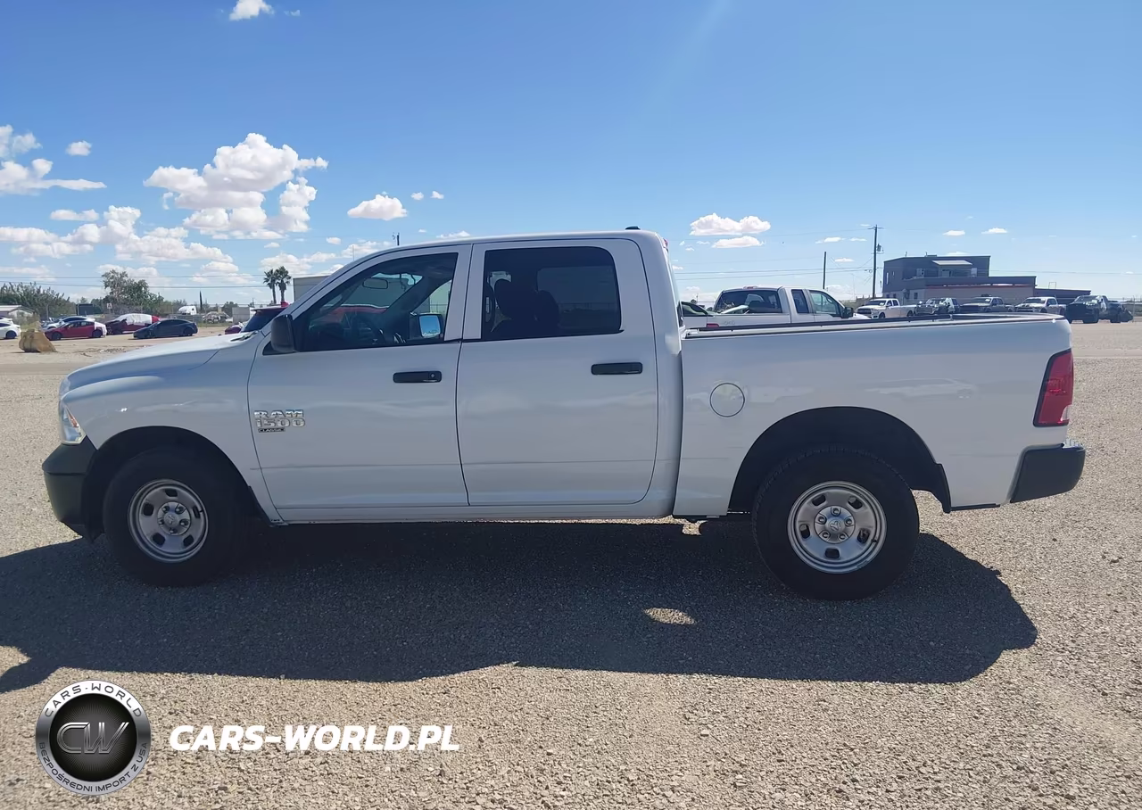 2019 Ram 1500 Classic Tradesman 4X4 5'7 Box VIN:1C6RR7KG8KS658356 - 14