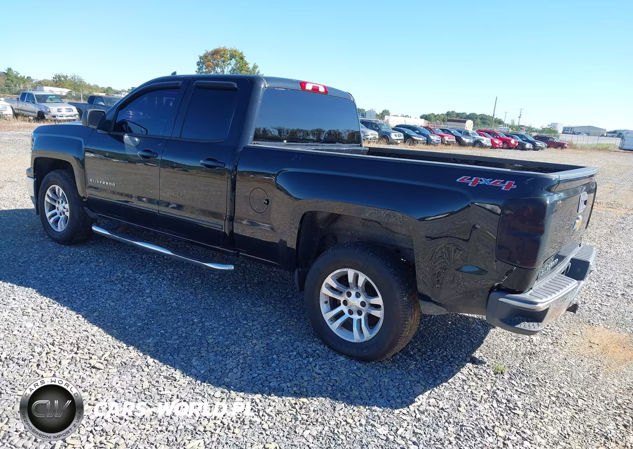 2015 Chevrolet Silverado 1500 1Lt VIN:1GCVKREC7FZ208727 - 3