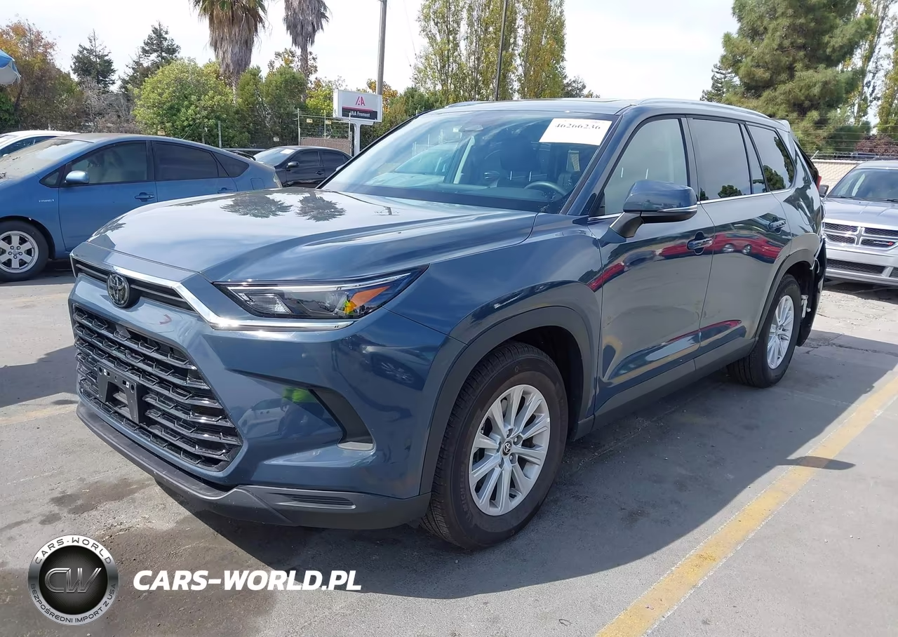 2026 Toyota Grand Highlander Xle VIN:5TDAAAB51TS133819 - 2