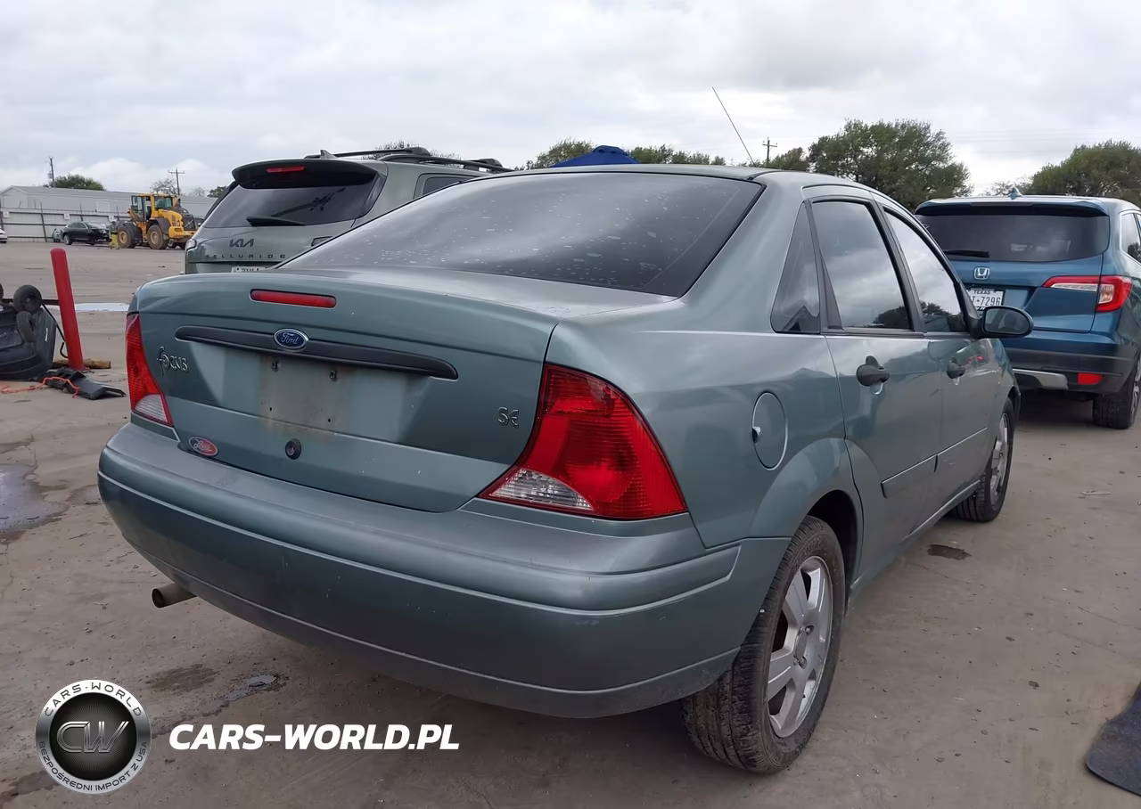 2003 Ford Focus Se VIN:1FAFP34Z63W255310 - 4